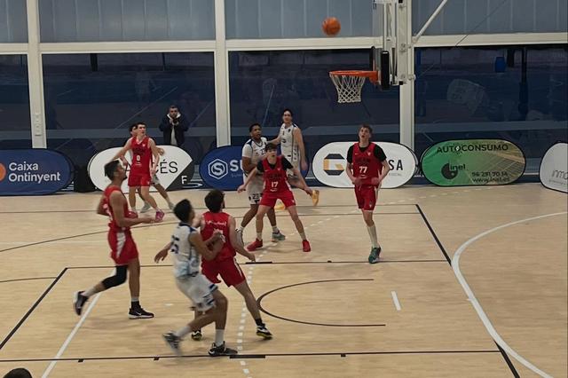 El ESET rompe su buena racha ante el UCAM