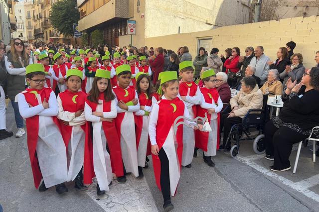 Ontinyent vibra con el Mig Any infantil