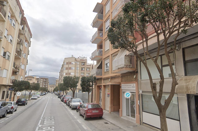 Dos personas, atendidas en Ontinyent al incendiarse su casa