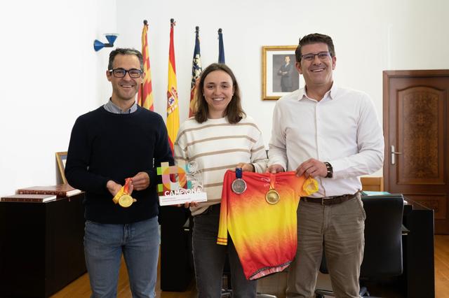 Ontinyent reconeix la trajectòria de Sofía Rodríguez, campiona d'Espanya de ciclocross