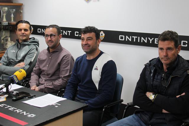 El Ontinyent 1931 CF y el CDEB Ontinyent renuevan su colaboración 