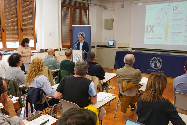 Los colegios de Ontinyent muestran sus proyectos educativos innovadores