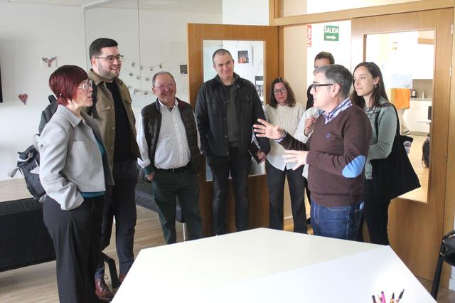 Àgueda Micó (Compromís) se reúne con ADIEM en Ontinyent