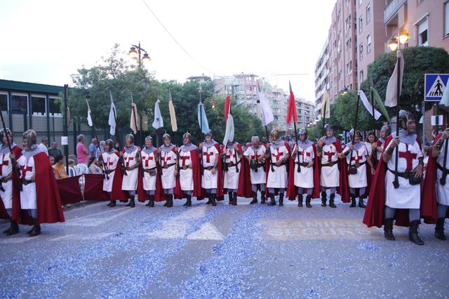Los Cruzados protestan ante el rechazo de Festeros a adaptar el uso del casco