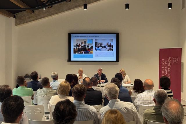 Javier Cabedo, reelegido presidente de COEVAL