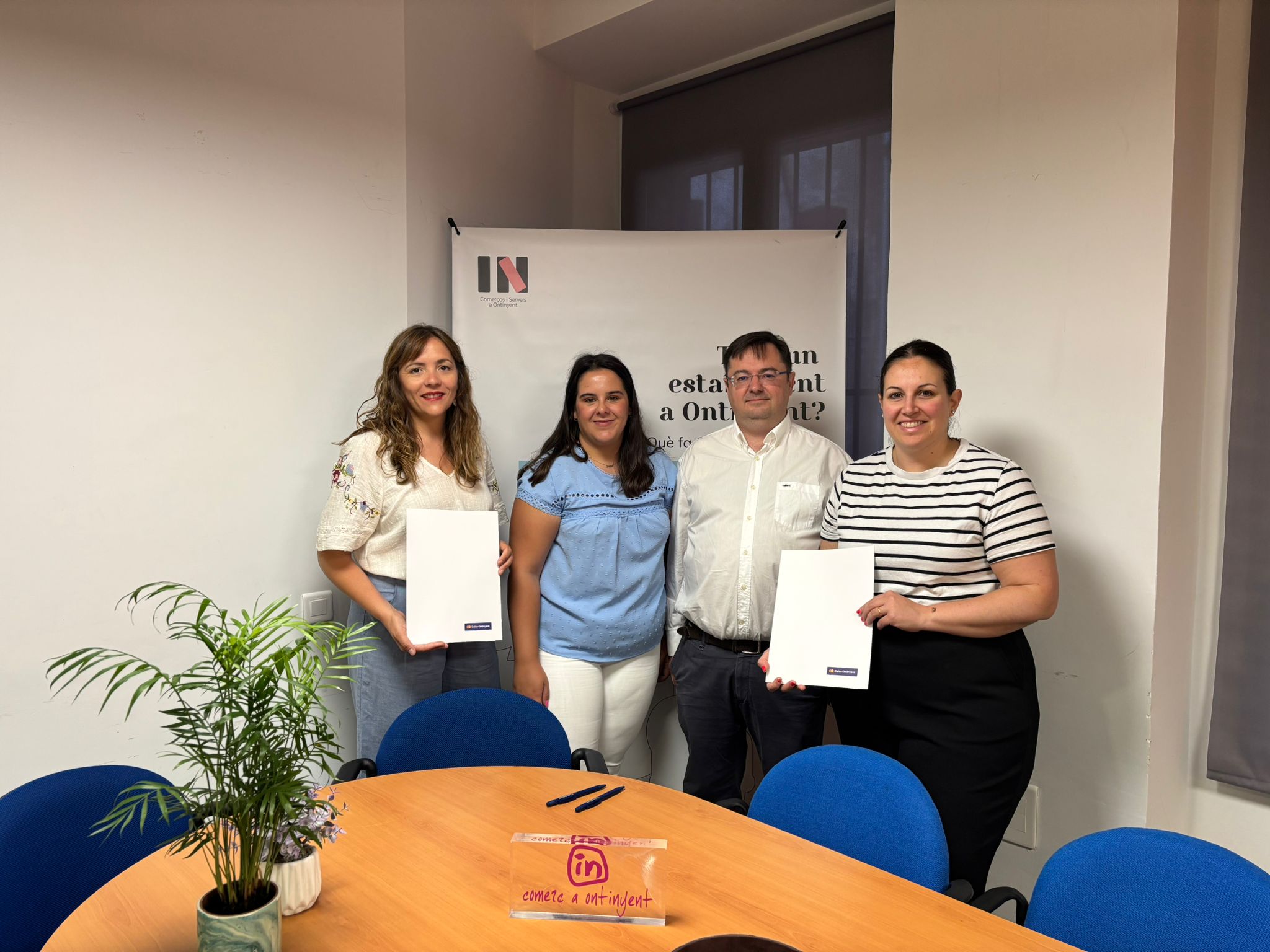 Convenio de colaboración Comerç IN-Caixa Ontinyent