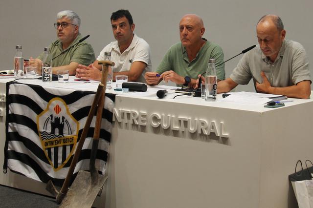 Els socis de l’Ontinyent 1931 aproven els abonaments i la pòlissa de crèdit 