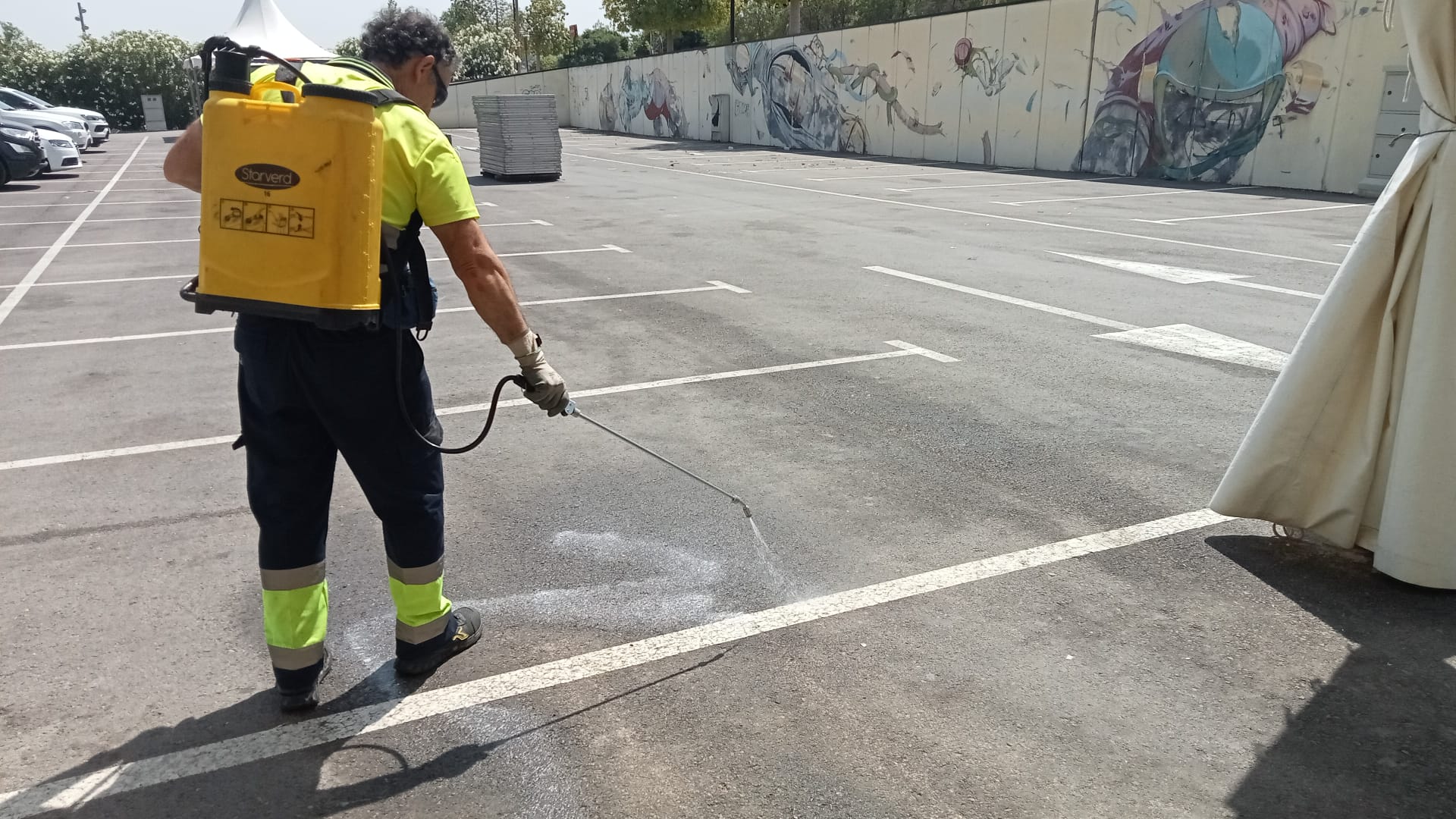Trabajos de limpieza en Ontinyent