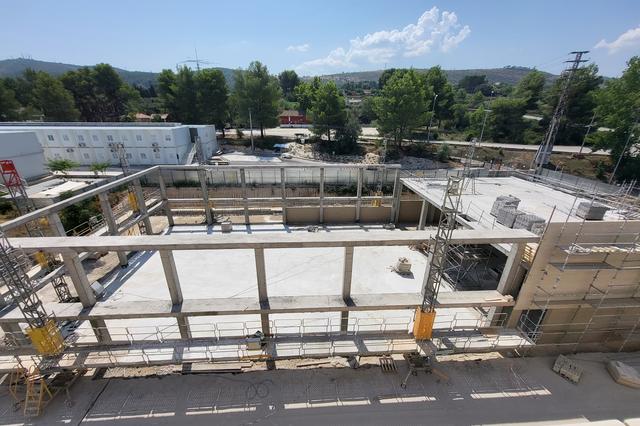 Seis empresas optan a la reforma y ampliación del CEIP Vicent Gironés, con un presupuesto de 3 millones de euros