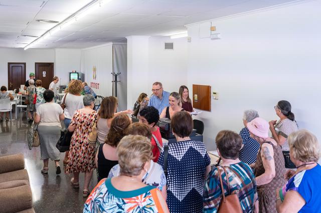 Ontinyent recibe 10.200 € para reforzar el programa “Mayores Activos”