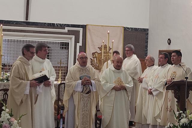 Broche de oro al 450 aniversario de las Carmelitas de Ontinyent