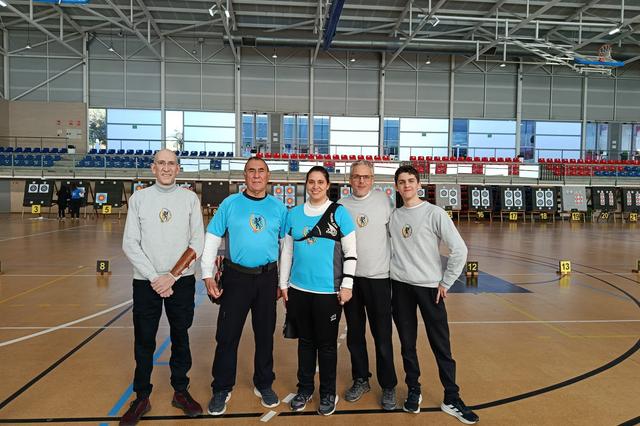 Tres pódiums para el Club de Tiro con Arco de Ontinyent en Almussafes