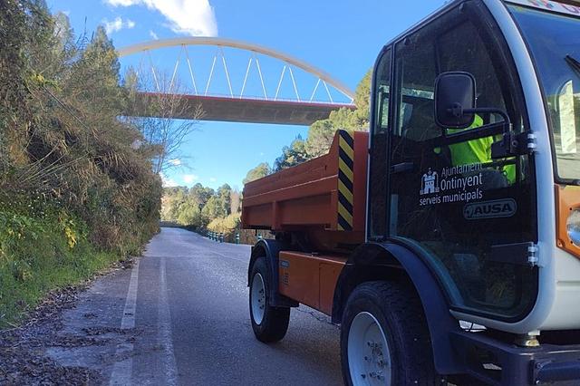 Ontinyent prepara 6.000 kg de sal y retroexcavadoras para hacer frente a Francis