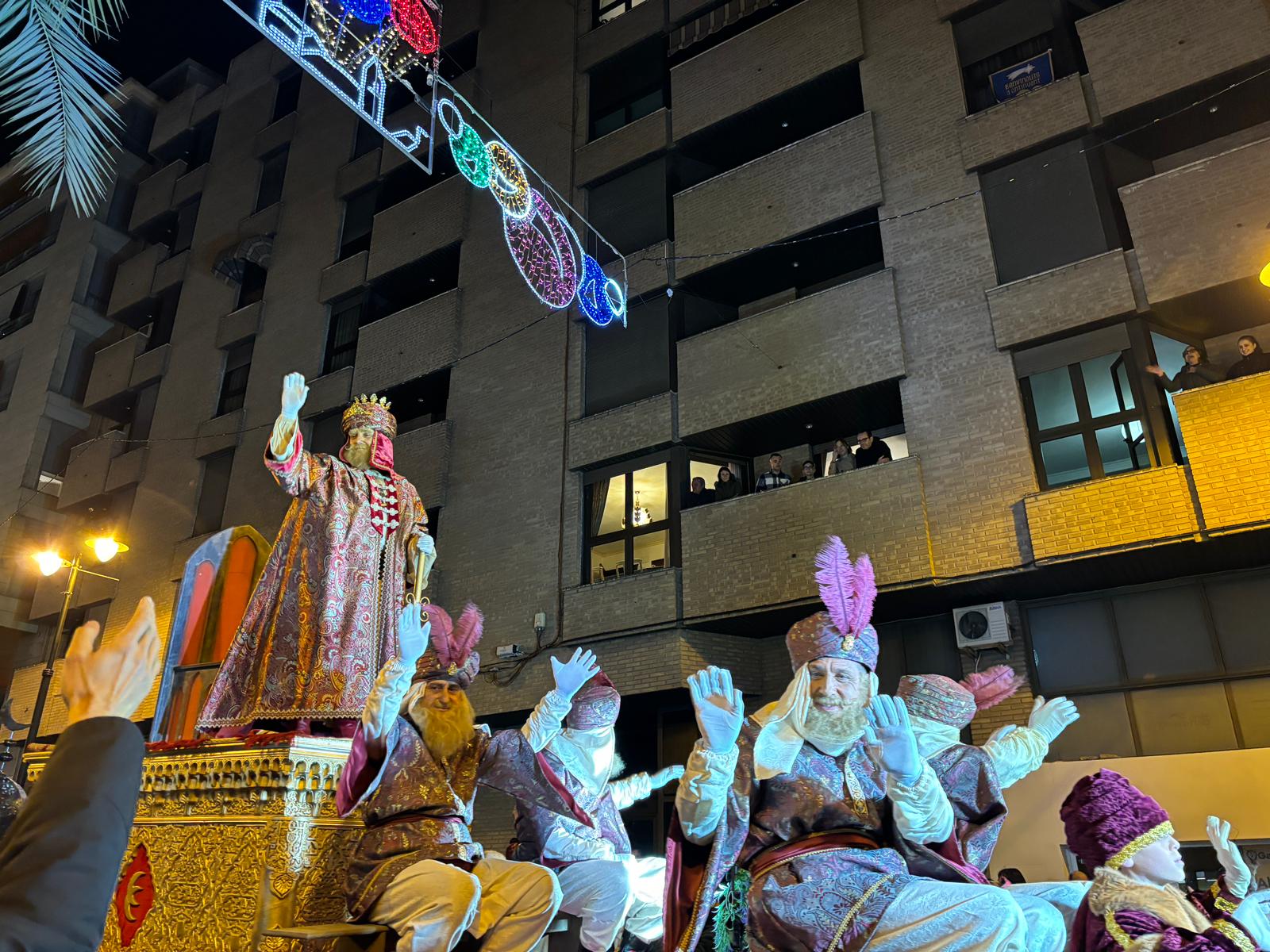 Los Reyes Magos retrasan su grandiosa Cabalgata en Ontinyent al día 6