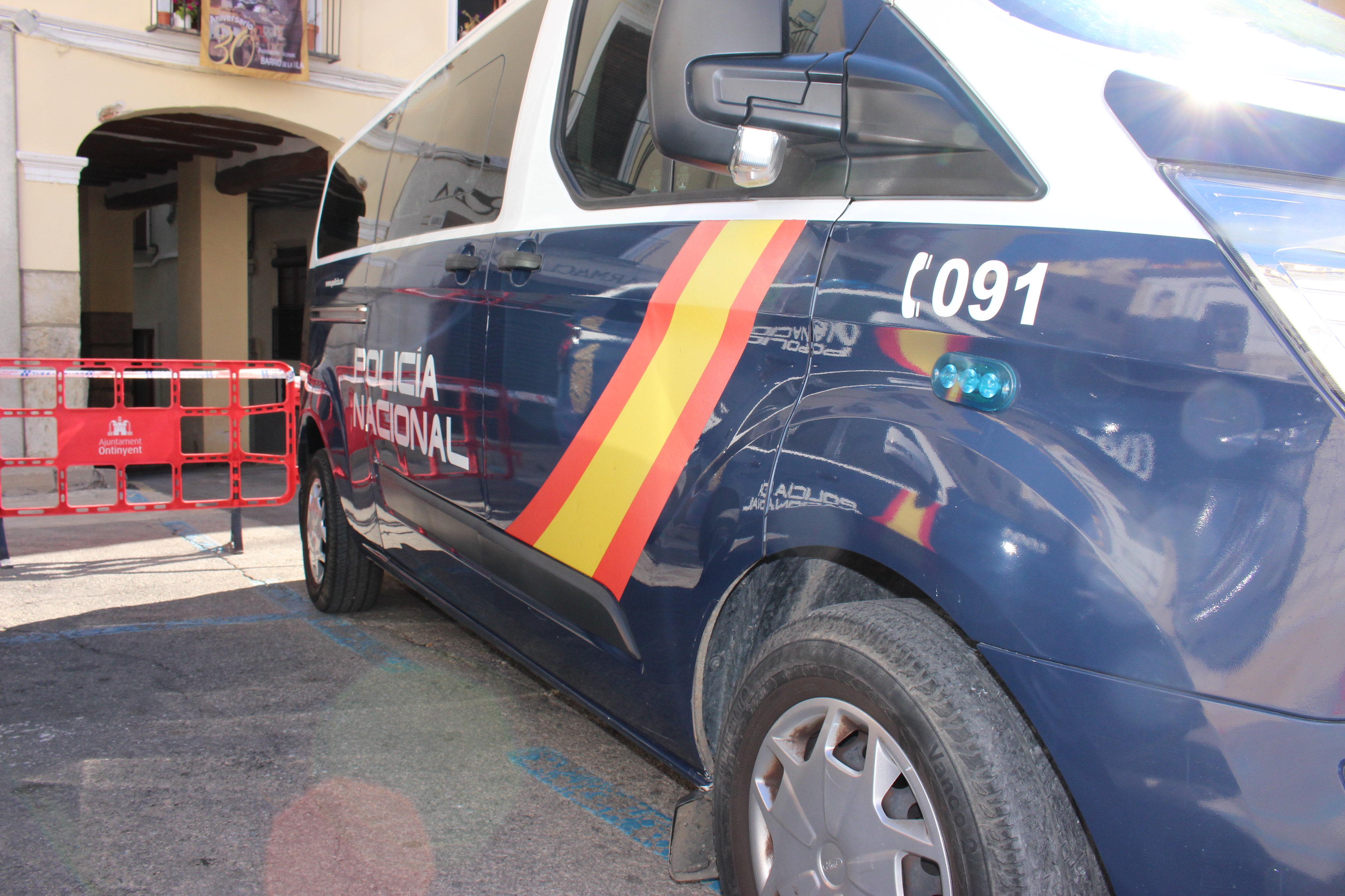 Coche de la Policía Nacional en Ontinyent