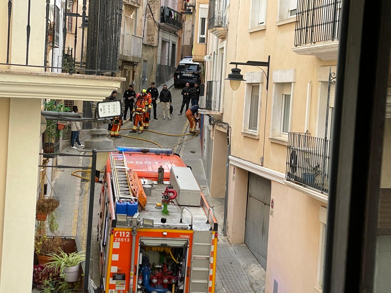 Imagen de los efectivos desplazados al lugar del incendio