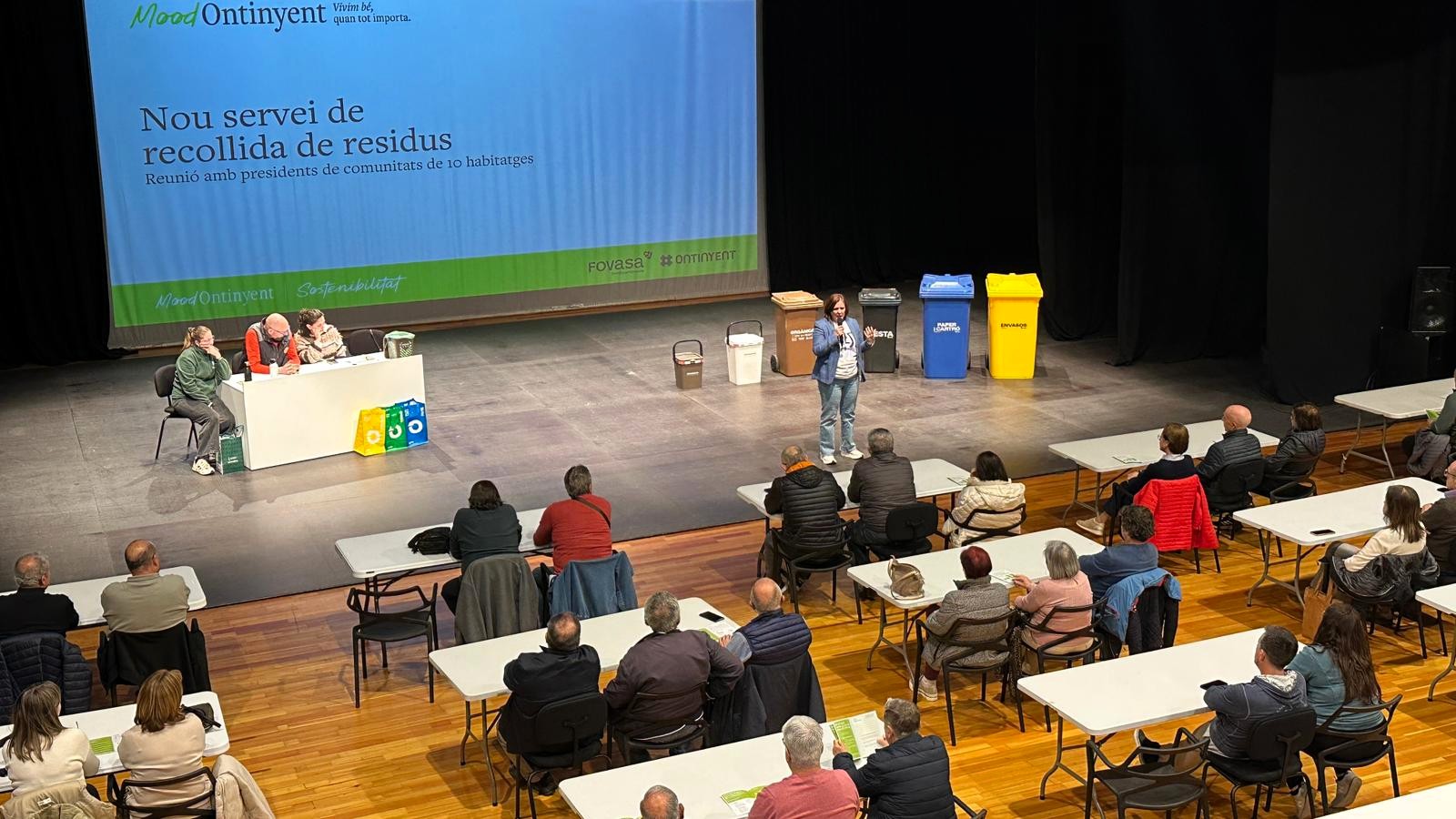 Reunión sobre el nuevo sistema de recogida de residuos