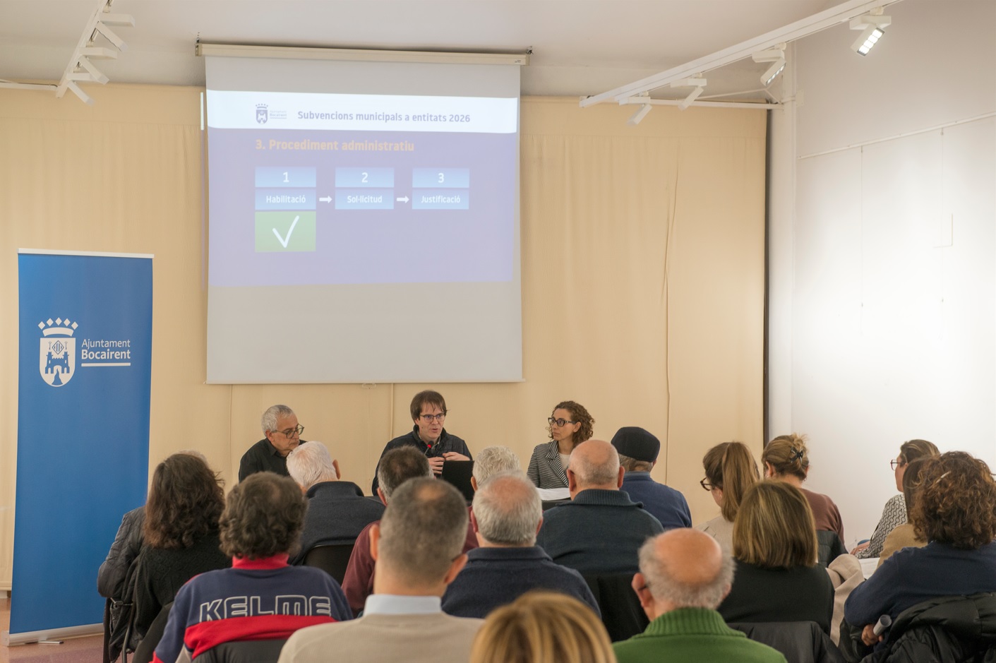 Reunión sobre las subvenciones al tejido asociativo de Bocairent