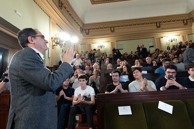 El ontinyentí Juan Luis Gandía, nuevo rector de la Universitat de València
