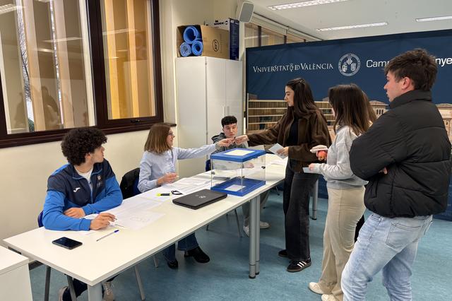 884 alumnos del Campus Ontinyent están convocados a las urnas 