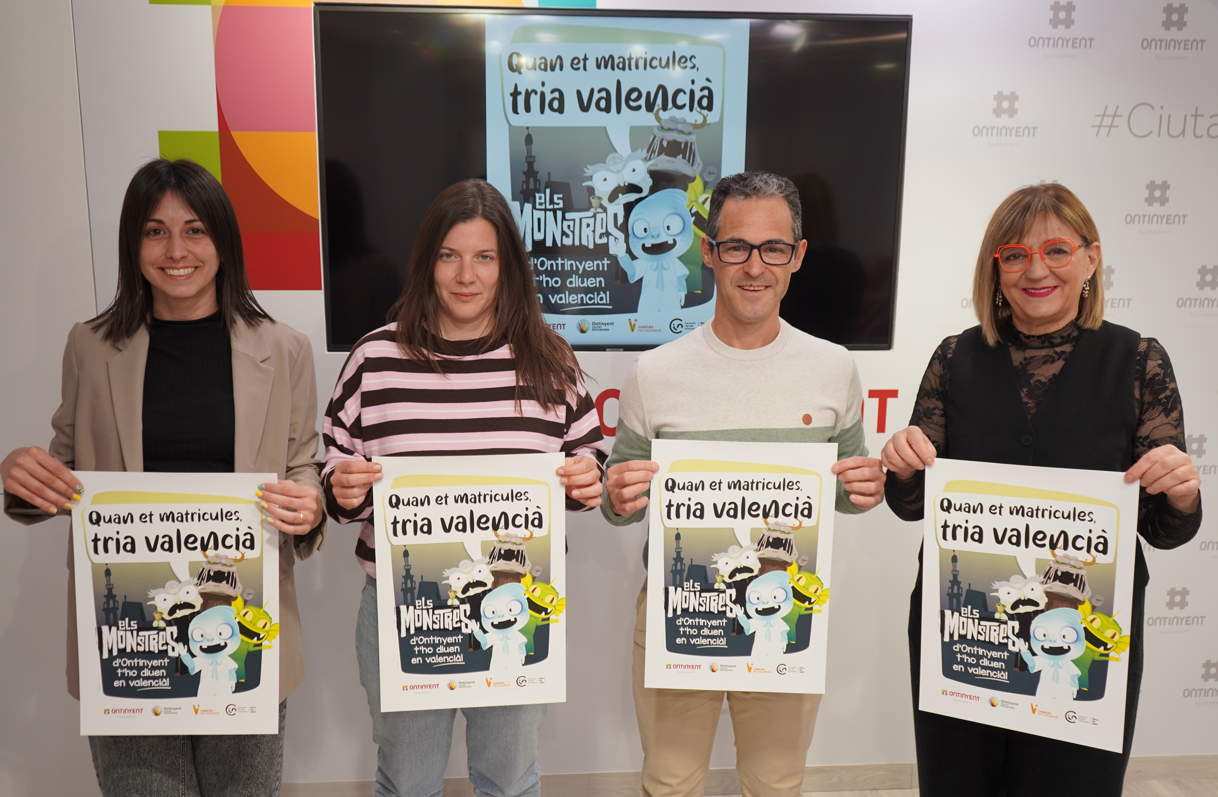 Presentació de la campanya “Quan et matricules tria valencià”