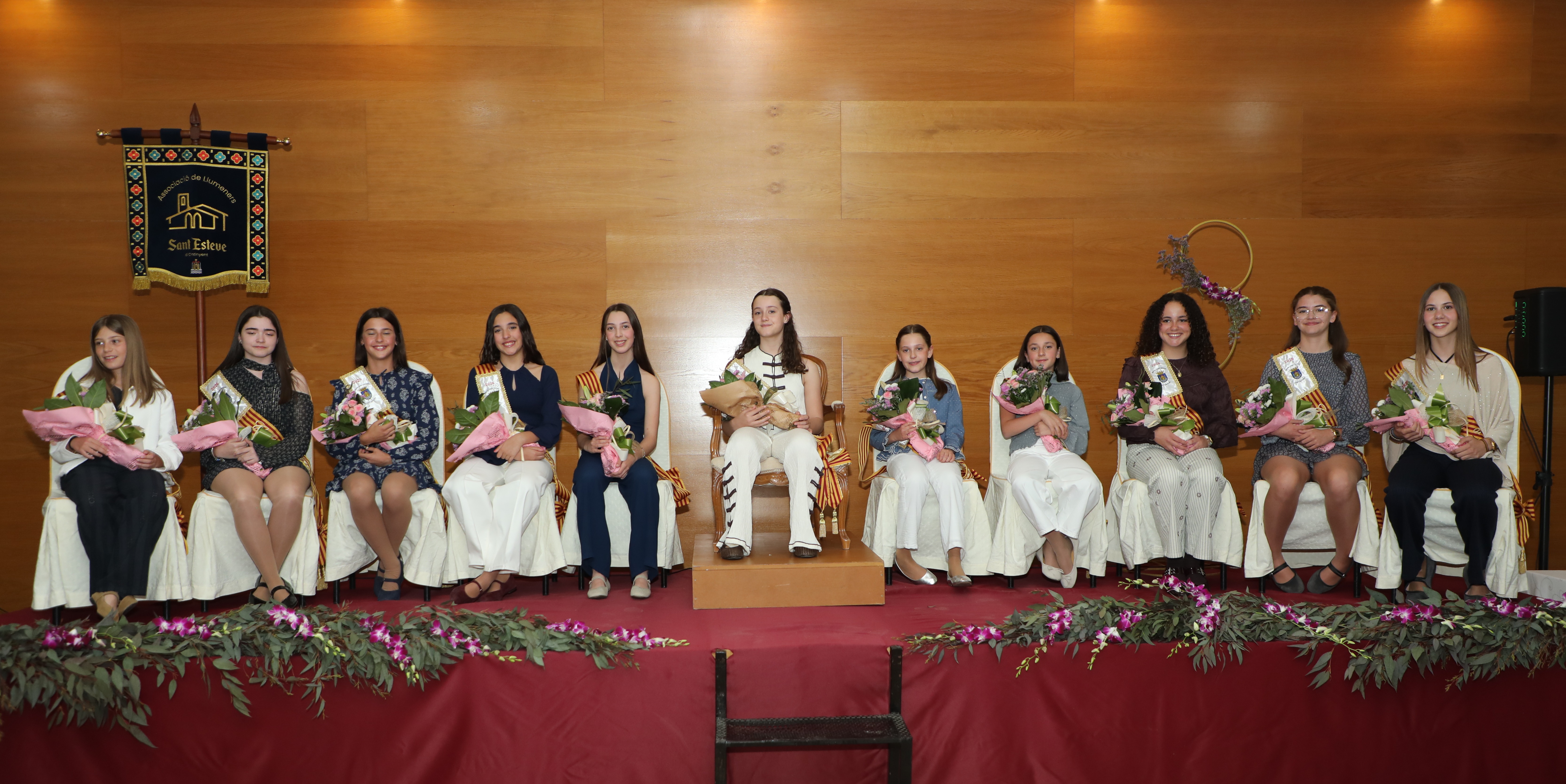 Reina y damas de honor Sant Esteve 2026