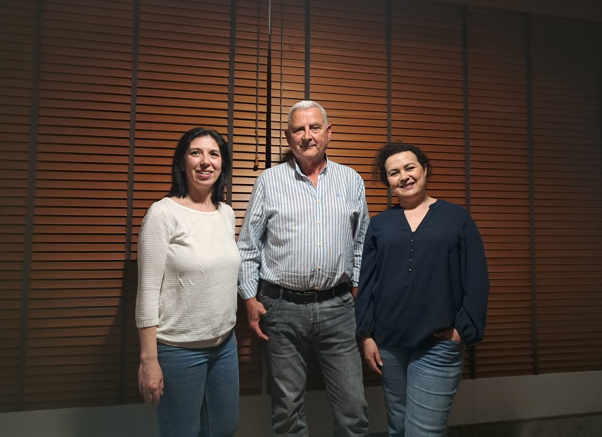Rafael García Aliaga junto a María José Olcina Soler y Silvia Sanchis Calabuig