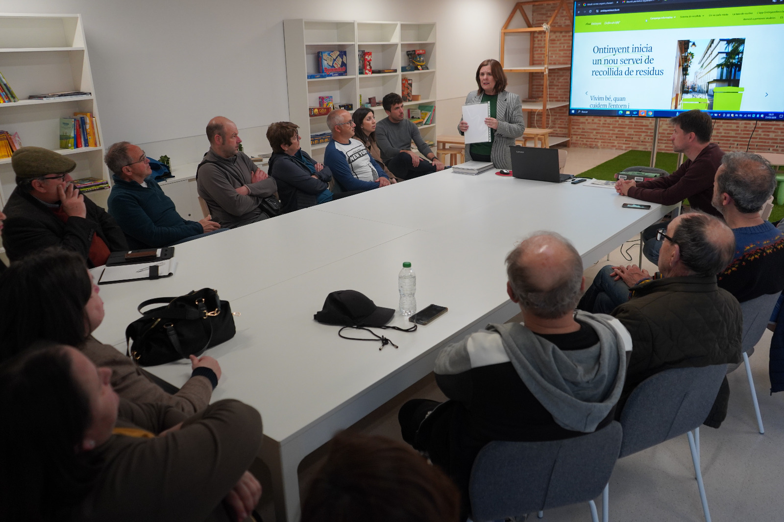 Imatge: Reunió residus